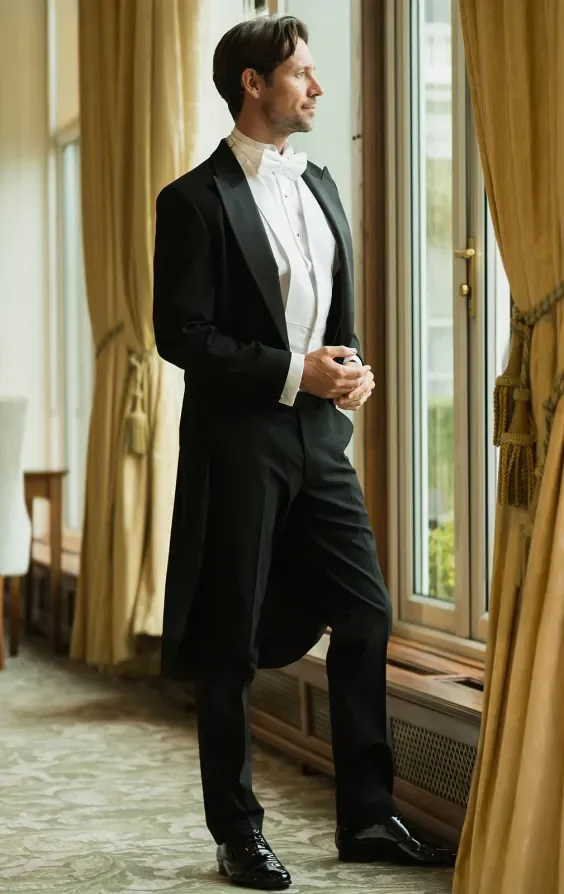 2 Piece White Tie, Dress Shirt, Waistcoat, Bow Tie & Shoes thumbnail 2