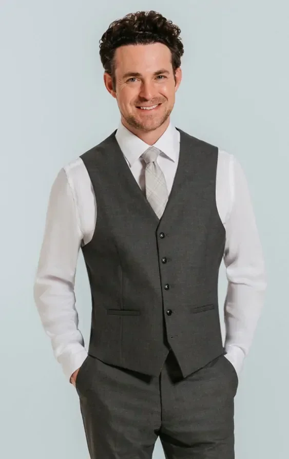 Grey 3 Piece Suit thumbnail 9