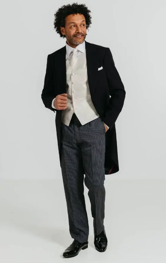 Ivory Paisley Waistcoat thumbnail 3