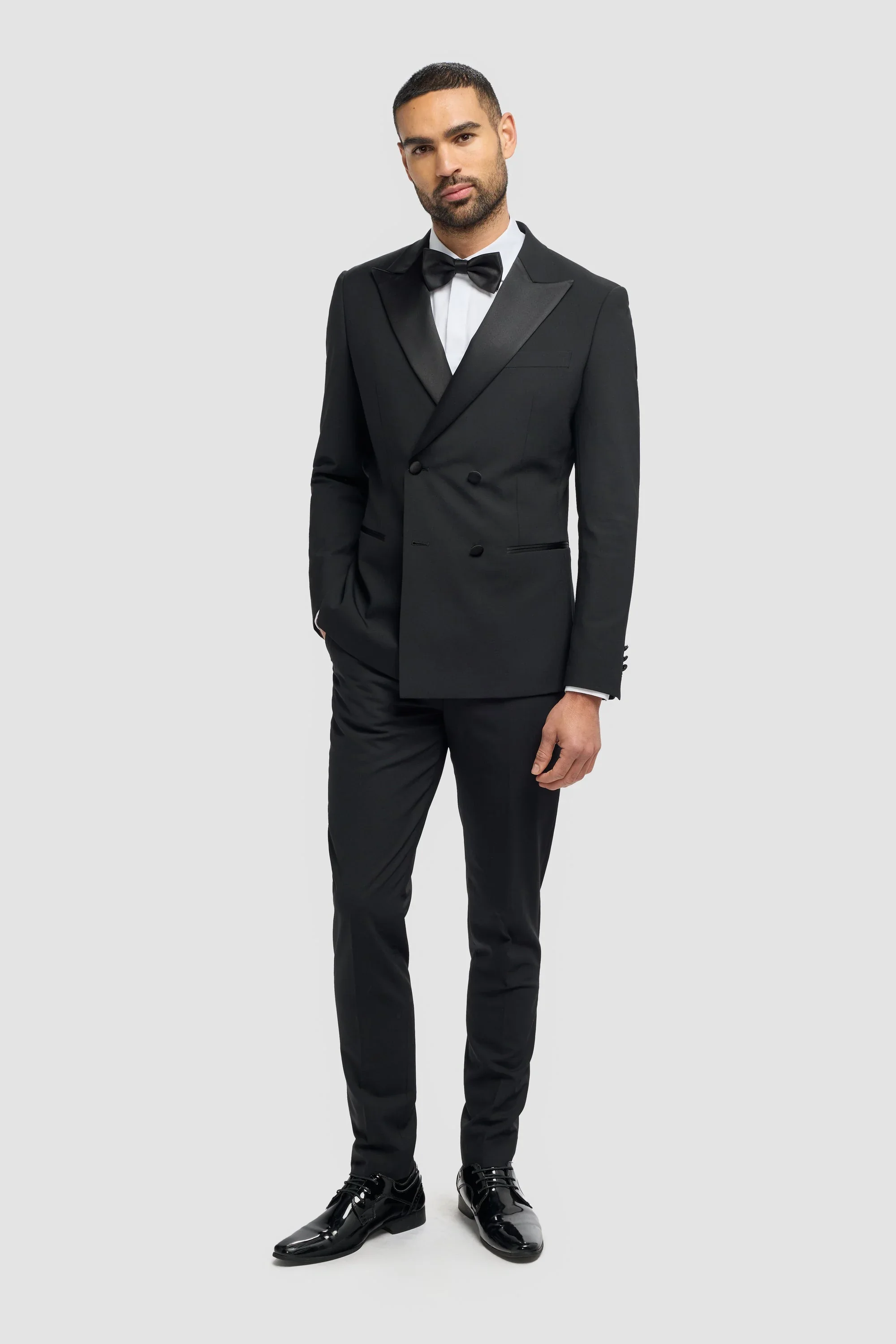 Aspen Black Double Breasted Two Piece Suit thumbnail 2