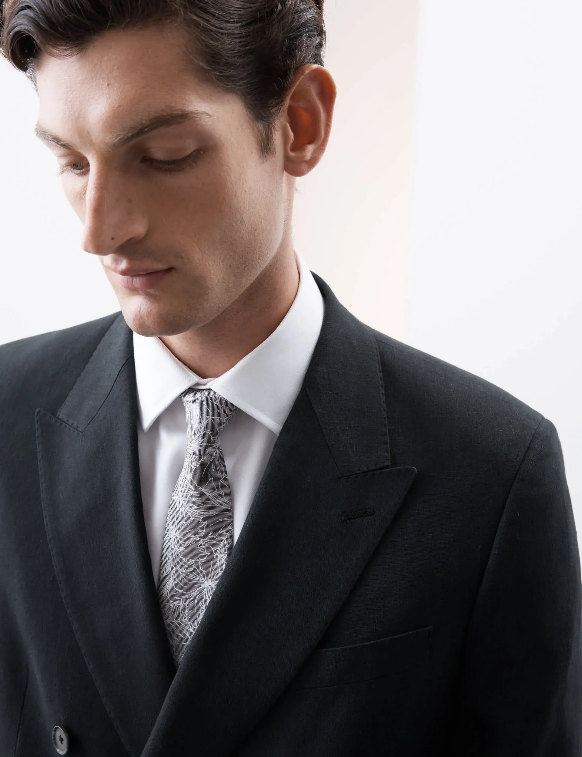 Tailored Fit Italian Performance Linen Blend Double Breasted Suit Jacket thumbnail 10