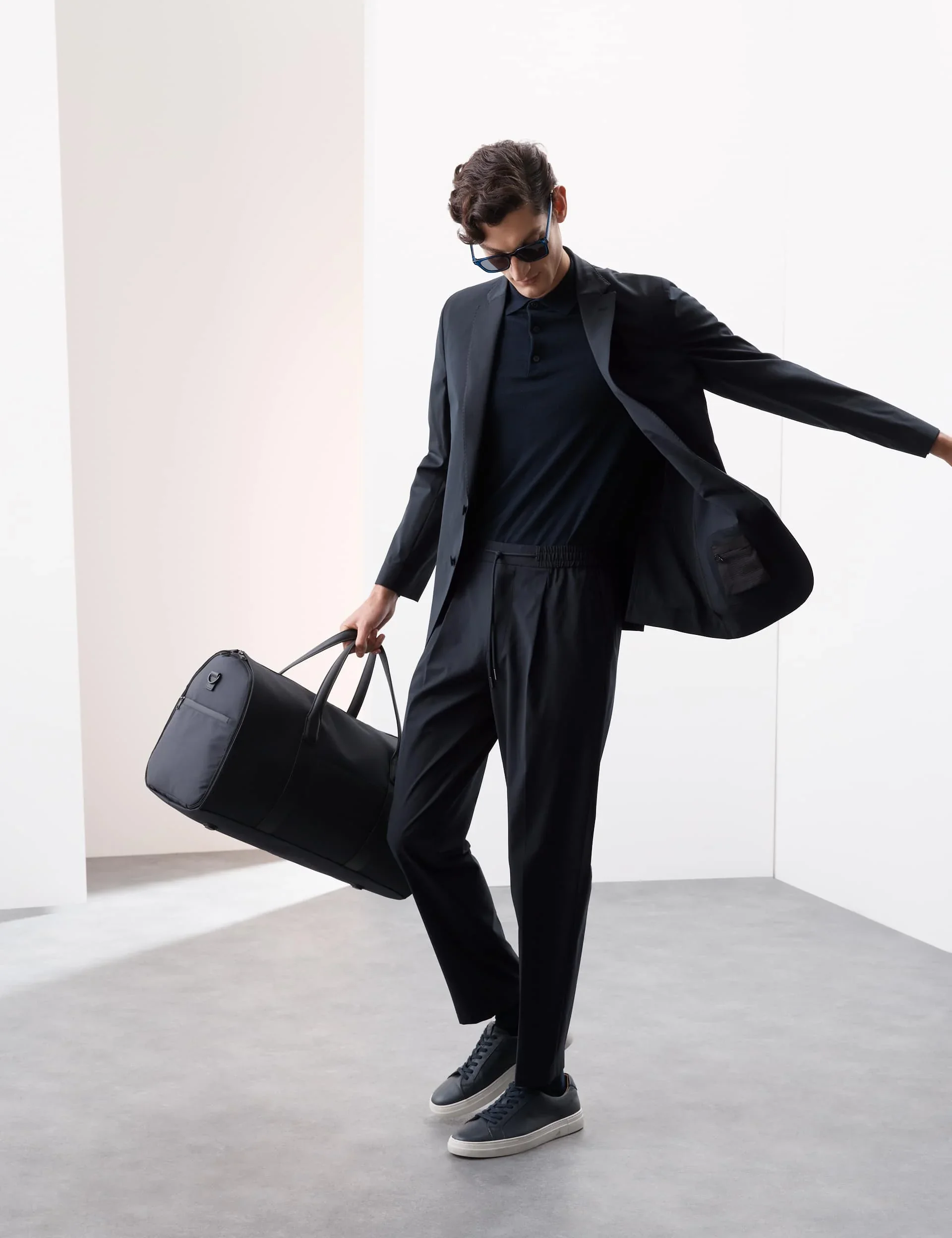 Tailored Fit Performance Packable Suit Jacket primary image